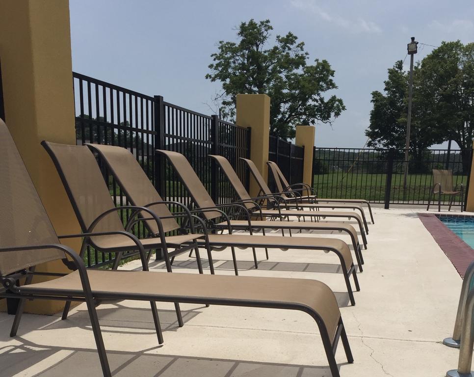 Executive Inn Scottsville Exterior foto